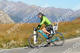 Foto #2728755 | 24-08-2022 12:07 | Passo Dello Stelvio - die Spitze BICYCLES