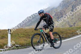 Photo #4263869 | 16-09-2023 11:28 | Passo Dello Stelvio - Peak BICYCLES
