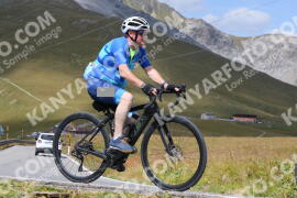 Foto #4037043 | 23-08-2023 13:16 | Passo Dello Stelvio - die Spitze BICYCLES
