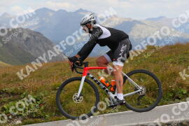 Photo #3931934 | 18-08-2023 10:50 | Passo Dello Stelvio - Peak BICYCLES