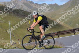 Photo #3931301 | 18-08-2023 09:29 | Passo Dello Stelvio - Peak BICYCLES