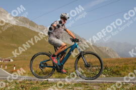 Foto #4045641 | 24-08-2023 10:18 | Passo Dello Stelvio - die Spitze BICYCLES