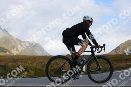 Photo #4263175 | 16-09-2023 10:50 | Passo Dello Stelvio - Peak BICYCLES