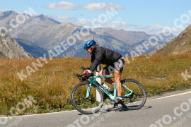 Photo #2700815 | 21-08-2022 14:59 | Passo Dello Stelvio - Peak BICYCLES