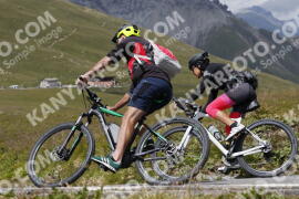 Foto #3630071 | 29-07-2023 14:20 | Passo Dello Stelvio - die Spitze BICYCLES