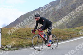 Photo #4296294 | 20-09-2023 12:32 | Passo Dello Stelvio - Peak BICYCLES