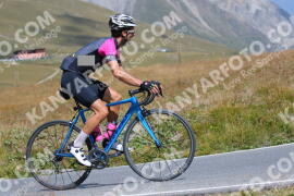 Foto #2658155 | 15-08-2022 11:47 | Passo Dello Stelvio - die Spitze BICYCLES