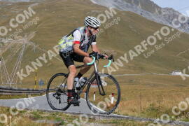 Photo #4252392 | 12-09-2023 10:24 | Passo Dello Stelvio - Peak BICYCLES