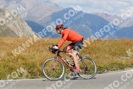 Foto #2755295 | 26-08-2022 13:26 | Passo Dello Stelvio - die Spitze BICYCLES
