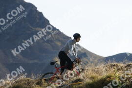 Photo #4296002 | 20-09-2023 09:44 | Passo Dello Stelvio - Peak BICYCLES