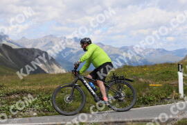 Foto #3604918 | 28-07-2023 12:02 | Passo Dello Stelvio - die Spitze BICYCLES