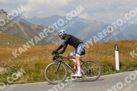 Photo #2681039 | 17-08-2022 14:12 | Passo Dello Stelvio - Peak BICYCLES