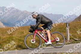 Photo #4136364 | 03-09-2023 11:57 | Passo Dello Stelvio - Peak BICYCLES