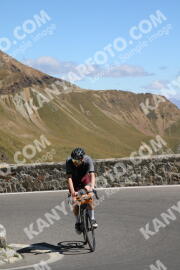 Photo #2709992 | 22-08-2022 13:10 | Passo Dello Stelvio - Prato side BICYCLES