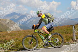 Photo #3911097 | 16-08-2023 11:11 | Passo Dello Stelvio - Peak BICYCLES
