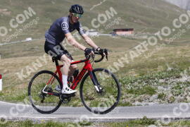 Foto #3177076 | 20-06-2023 11:38 | Passo Dello Stelvio - die Spitze BICYCLES