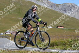 Foto #3807461 | 11-08-2023 10:32 | Passo Dello Stelvio - die Spitze BICYCLES