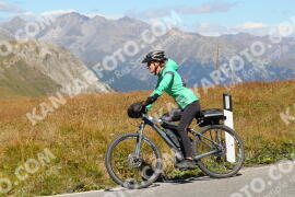 Foto #2699458 | 21-08-2022 13:00 | Passo Dello Stelvio - die Spitze BICYCLES