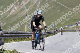 Foto #3423573 | 11-07-2023 11:54 | Passo Dello Stelvio - die Spitze BICYCLES