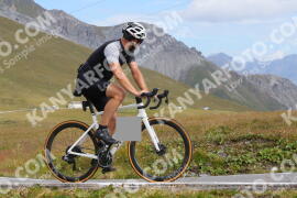 Photo #3919360 | 17-08-2023 10:16 | Passo Dello Stelvio - Peak BICYCLES
