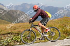 Foto #3919275 | 17-08-2023 10:00 | Passo Dello Stelvio - die Spitze BICYCLES