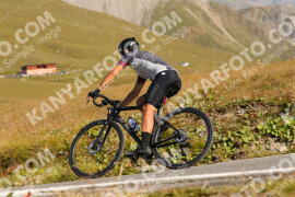 Photo #3980336 | 20-08-2023 10:12 | Passo Dello Stelvio - Peak BICYCLES
