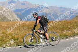 Photo #2736528 | 25-08-2022 11:54 | Passo Dello Stelvio - Peak BICYCLES