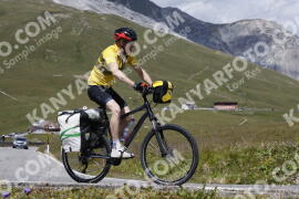 Photo #3625656 | 29-07-2023 13:00 | Passo Dello Stelvio - Peak BICYCLES