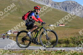 Photo #3955890 | 19-08-2023 09:28 | Passo Dello Stelvio - Peak BICYCLES