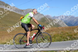 Photo #2697725 | 21-08-2022 11:35 | Passo Dello Stelvio - Peak BICYCLES