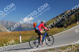 Photo #2665023 | 16-08-2022 10:10 | Passo Dello Stelvio - Peak BICYCLES