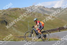 Photo #3894292 | 15-08-2023 10:34 | Passo Dello Stelvio - Peak BICYCLES