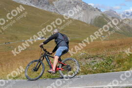 Foto #2698988 | 21-08-2022 12:45 | Passo Dello Stelvio - die Spitze BICYCLES