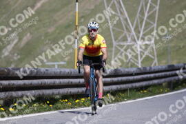 Foto #3237043 | 26-06-2023 10:24 | Passo Dello Stelvio - die Spitze BICYCLES