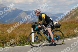 Foto #2672577 | 16-08-2022 14:37 | Passo Dello Stelvio - die Spitze BICYCLES