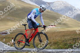 Photo #4296317 | 20-09-2023 12:35 | Passo Dello Stelvio - Peak BICYCLES