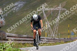 Photo #3919125 | 17-08-2023 09:30 | Passo Dello Stelvio - Peak BICYCLES