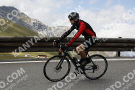 Foto #3703176 | 02-08-2023 14:42 | Passo Dello Stelvio - die Spitze BICYCLES