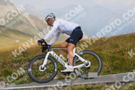 Photo #4064222 | 25-08-2023 12:03 | Passo Dello Stelvio - Peak BICYCLES