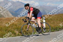 Foto #2670493 | 16-08-2022 13:02 | Passo Dello Stelvio - die Spitze BICYCLES