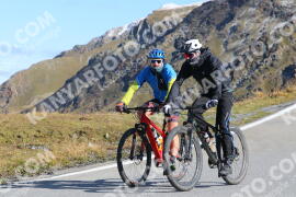 Photo #4299405 | 24-09-2023 11:10 | Passo Dello Stelvio - Peak BICYCLES