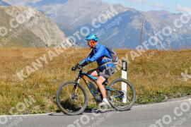 Foto #2736748 | 25-08-2022 12:13 | Passo Dello Stelvio - die Spitze BICYCLES