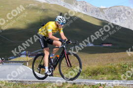 Foto #3910620 | 16-08-2023 10:44 | Passo Dello Stelvio - die Spitze BICYCLES