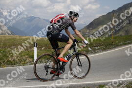 Photo #3170480 | 19-06-2023 12:06 | Passo Dello Stelvio - Peak BICYCLES