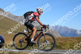 Photo #4173405 | 06-09-2023 10:15 | Passo Dello Stelvio - Peak BICYCLES