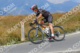 Foto #2756047 | 26-08-2022 13:45 | Passo Dello Stelvio - die Spitze BICYCLES