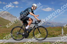 Photo #3965431 | 19-08-2023 13:33 | Passo Dello Stelvio - Peak BICYCLES