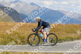 Photo #2755698 | 26-08-2022 13:38 | Passo Dello Stelvio - Peak BICYCLES
