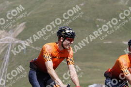 Foto #3413962 | 10-07-2023 10:49 | Passo Dello Stelvio - die Spitze BICYCLES