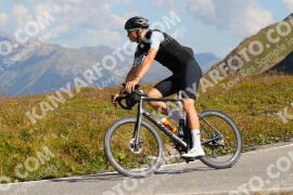 Photo #3911272 | 16-08-2023 11:17 | Passo Dello Stelvio - Peak BICYCLES